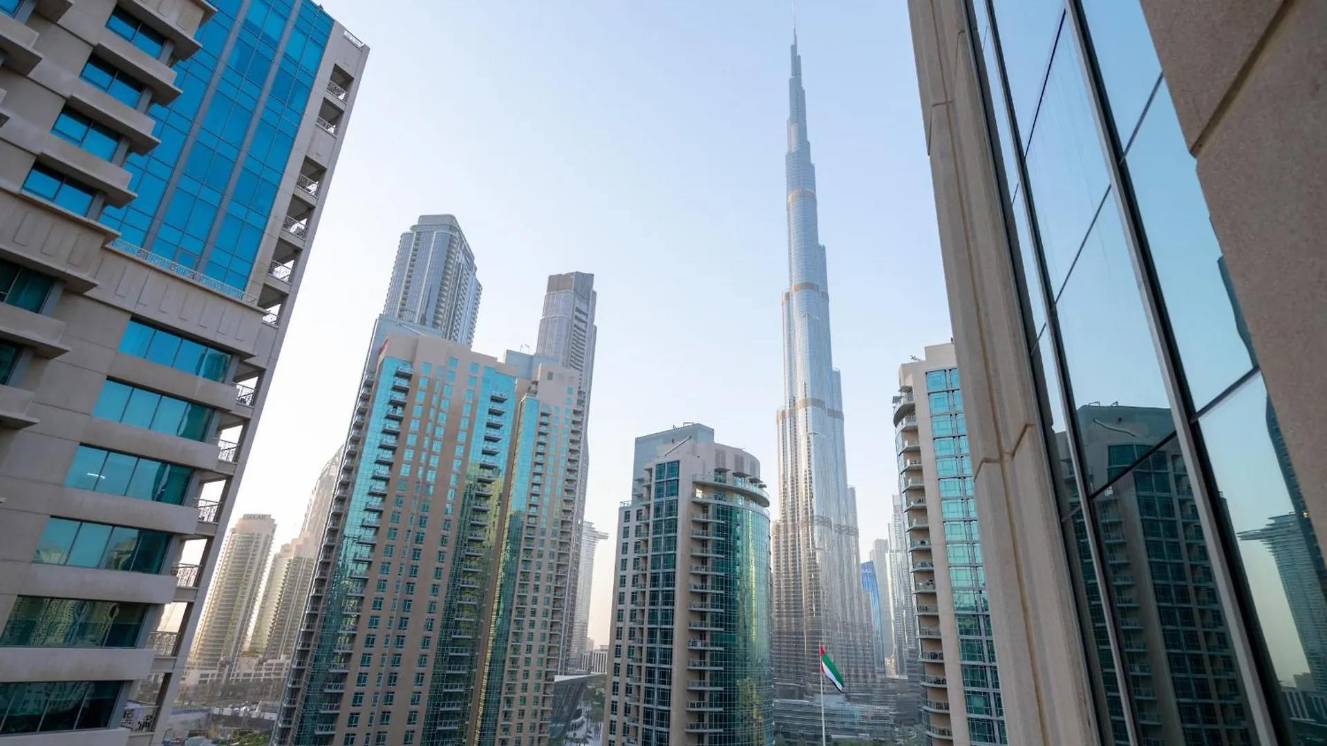 Burj Khalifa Full View Luxury Dubai Downtown Gem Villa United Arab Emirates