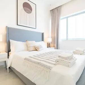 Dlx 21st Flr 3br Pool Gym Near Mall By Belvilla Dubai